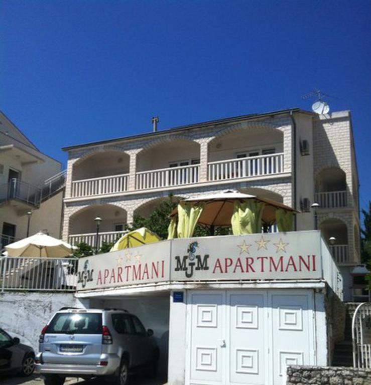Apartments Mjm Трогир Екстериор снимка